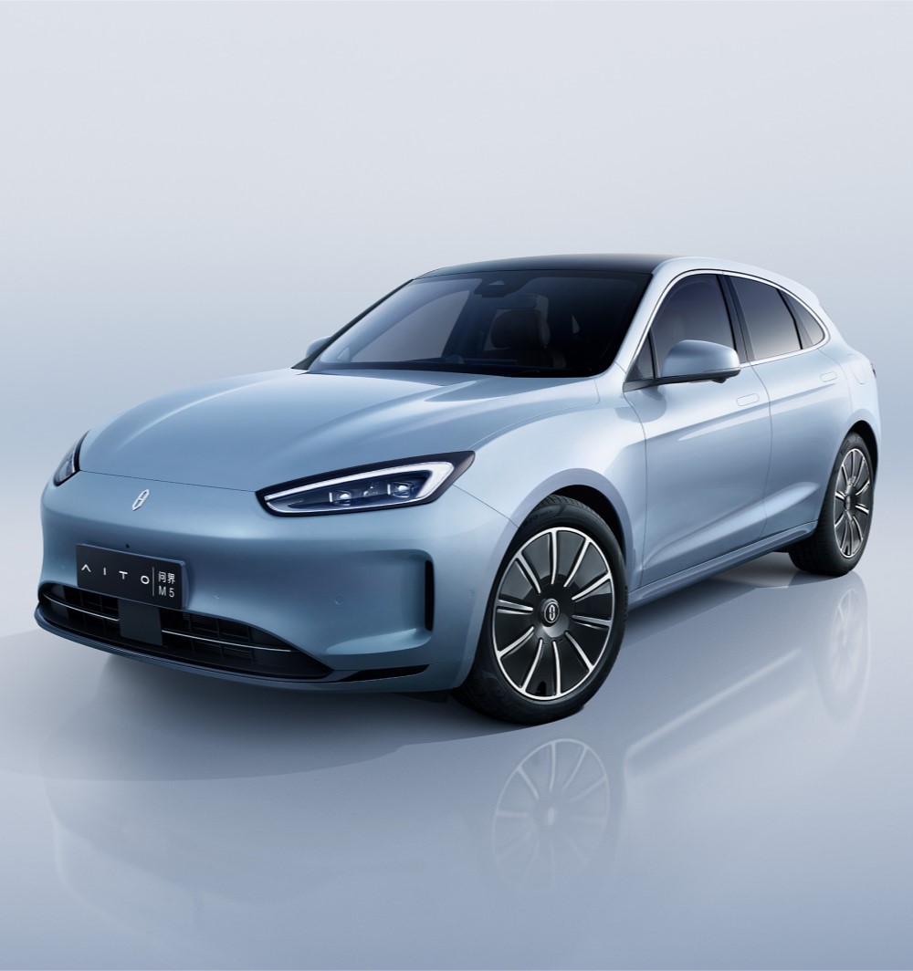 AITO 推出首款纯电车型问界 M5 EV 引领智慧豪华纯电新体验